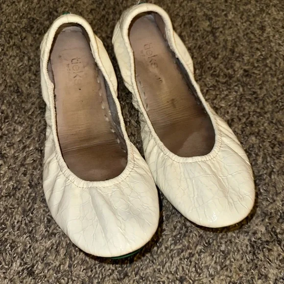 Tieks Diamond White Size 10 - Picture 3 of 3